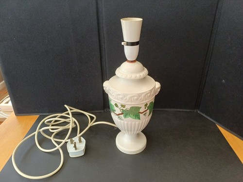 Wedgwood napoleon ivy lamp - napoleon,