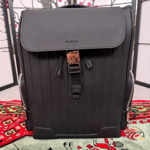 New rimowa black never still - new, still"