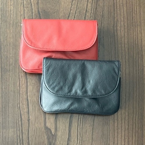 Bundle crossbody purses - of, (2)
