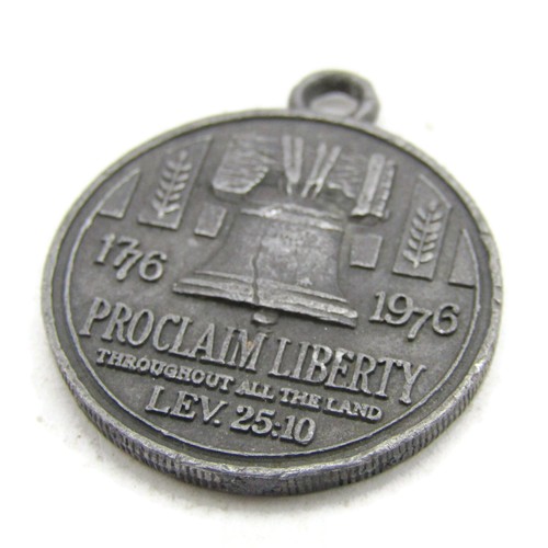 Vintage 1976 liberty bell - liberty,