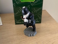 Robert Harrop DP152 BULL TERRIER POLICE CONSTABLE