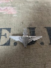 WW2 Airborne Parachute Regiment Metal Badge Voided Crown Early Nickle Plated
