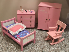 VTG 1950's Vogue Ginny Pink