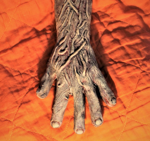 Freddy krueger left hand - krueger,