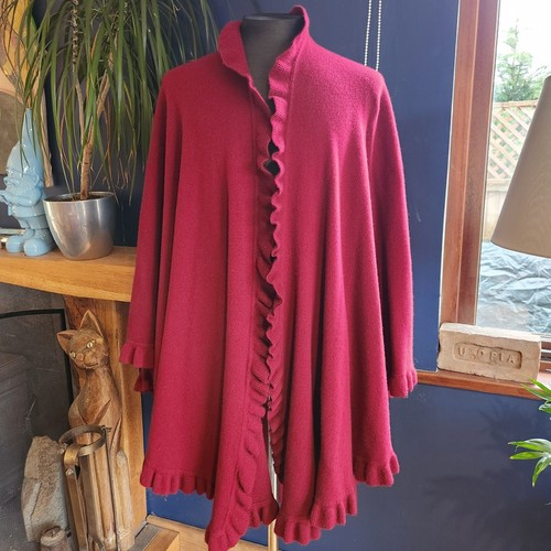 Stunning victorian style cape - stunning,