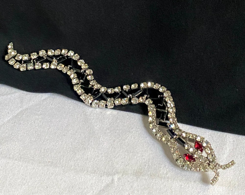 Vintage large silver tone - large,