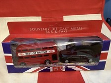 SET OF LONDON BUS RED / BLACK