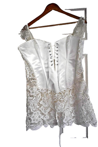 Lace basque pale - lace,