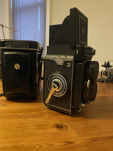 Yashica black - yashica, twin
