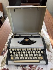 VINTAGE AEG Olympia Traveller