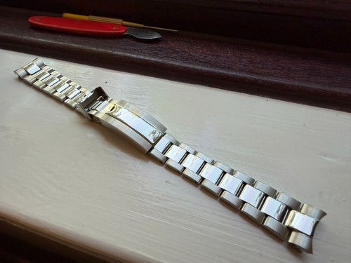 Oyster style bracelet - oyster,
