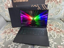 Razer Blade 16 i9 14900HX RTX 4070 64GB 1TB QHD+  240Hz OLED Gaming Laptop