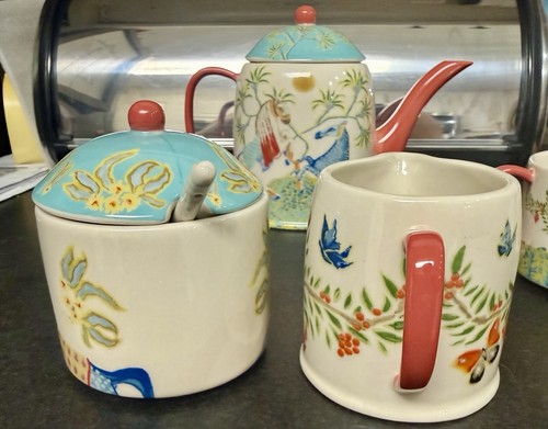 Anthropologie tea set - pc,