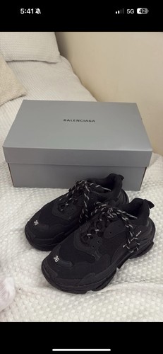 Authentic balenciaga triple - authentic,