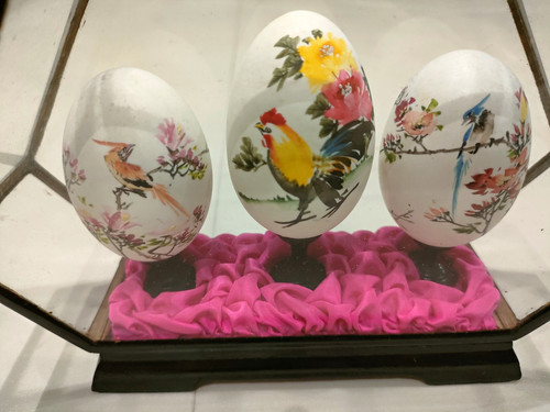 Vintage hand painted bird - hand,