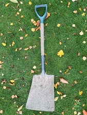 wooden shaft plastic handle wide mouth shovel 1 meter long