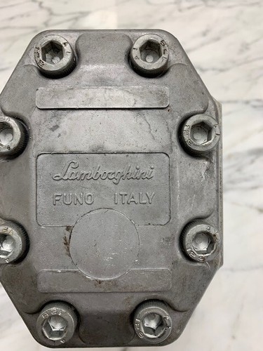 Hydraulic gear pump - gear, (