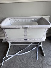 Chicco Next2Me Bedside Crib