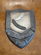 Clarecraft Discworld 2005 Collector's Edition CMOT Dibbler's Coat of Arms.