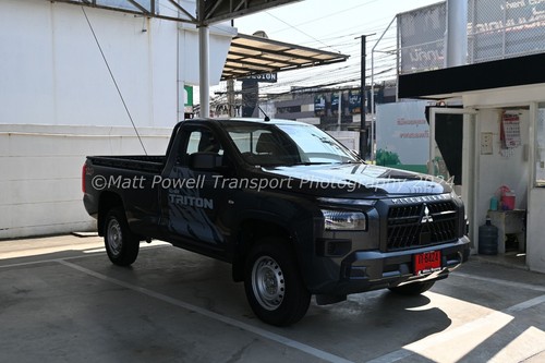 Truck photo 12x8 mitsubishi - 12x8,