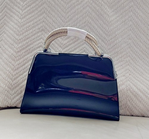 Ladies black vintage style box - black,