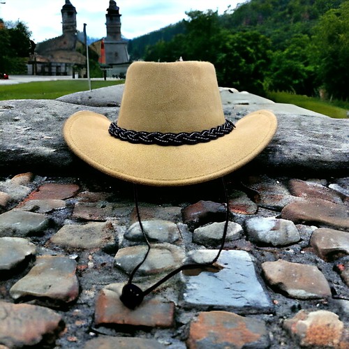 Beige australian western style - australian,