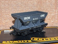 Mainline 37-160 Iron Ore Hopper Wagon – B.I.S.C. – OO Gauge Model Railway