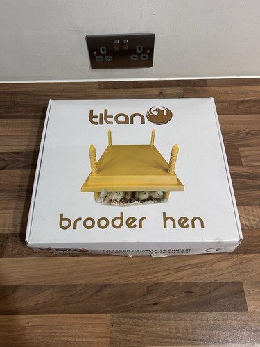Titan brooder hen - brooder, 30x30cm