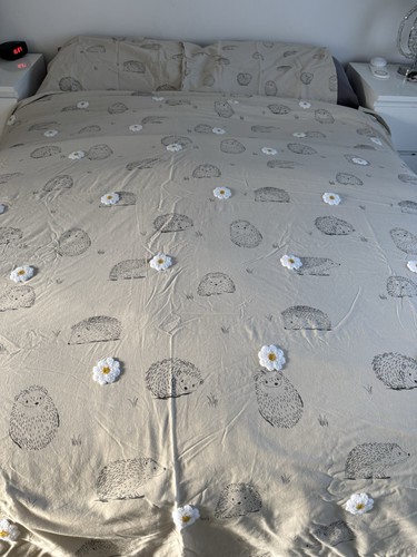 Next double hedgehog quilt - hedgehog,