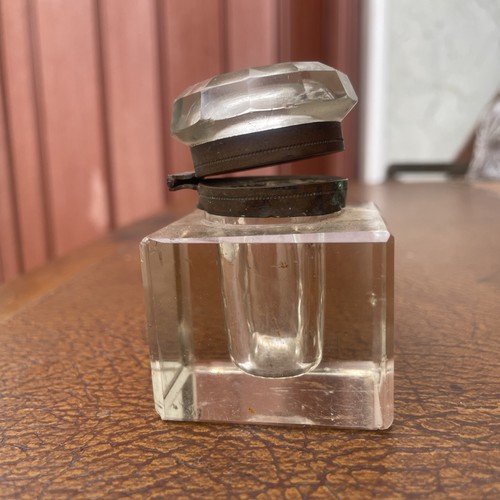 Art deco victorian heavy - art,