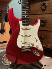 squier classic vibe 60s stratocaster Candy Apple Red 2010s