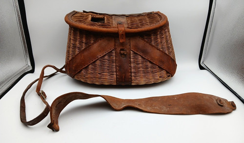 Vtg woven wicker - wicker, fly