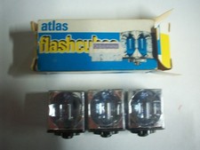 3 x Atlas Blue Flash Cubes