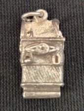Vintage Sterling Silver Jukebox Charm slightly Opens To mini bar