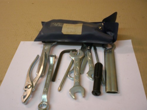 Honda ntv 650 - tool, kit