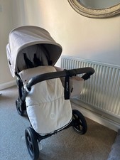 Bugaboo Donkey 5 Duo Desert Taupe. Collection From Chepstow Or Salisbury.