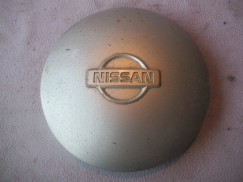 Nissan terrano wheel centre - nissan,