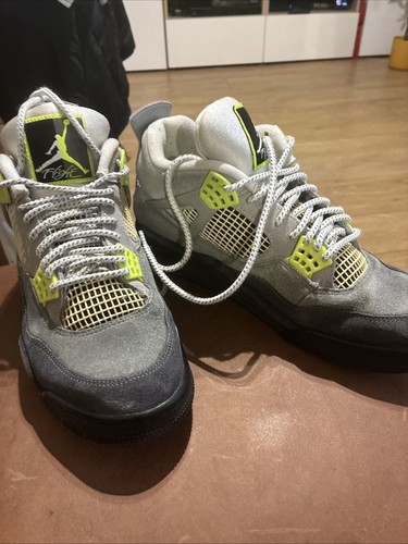 Air jordan retro mid - jordan, se
