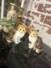 Vintage Kitsch Porcelain Cat