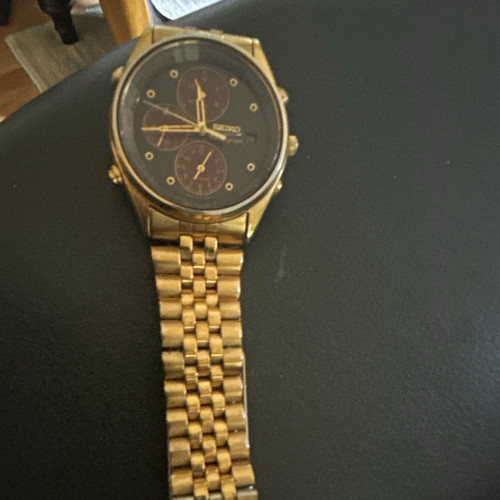 Vintage 1997 seiko quartz - vintage,