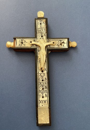 Very unique antique crucifix - very,