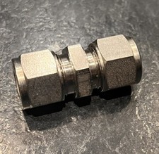 18MM OD SWAGELOK SS-18M0-6