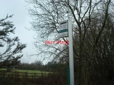 PHOTO  BUS STOP NUTFIELD ROAD