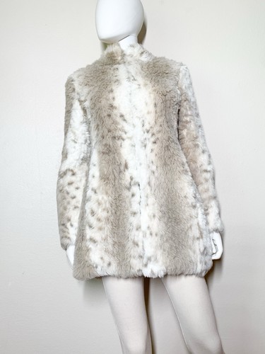 Vintage snow leopard - snow, fur