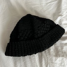 Allevol x Inverallan Hand-Knit