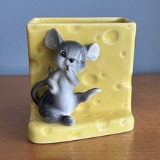 Vintage Kitsch Pottery Mouse
