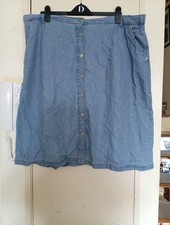 Ladies Skirt From Damart Size 24 Excellent Condition