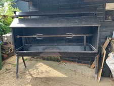 Hog roast-charcoal, custom made. Outstanding piece of equipment. 