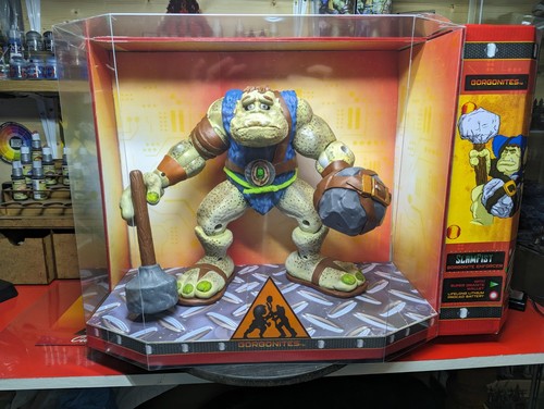 Small soldiers slamfist - small,