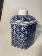 BOMBAY COMPANY BLUE & WHITE